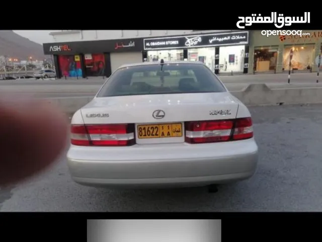 Lexus es300