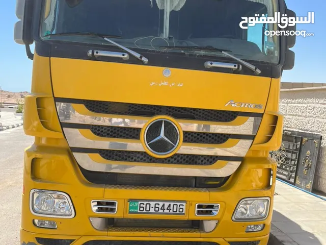Tipper Mercedes Benz 2012 in Aqaba