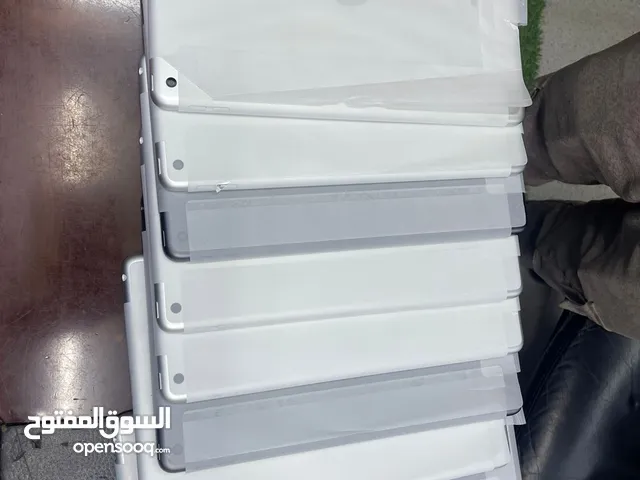 Apple iPad 32 GB in Al Batinah