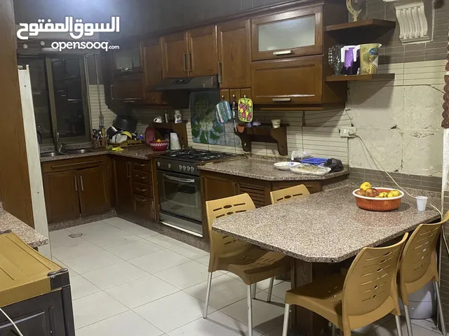 150 m2 4 Bedrooms Apartments for Sale in Amman Dahiet Al-Istiqlal