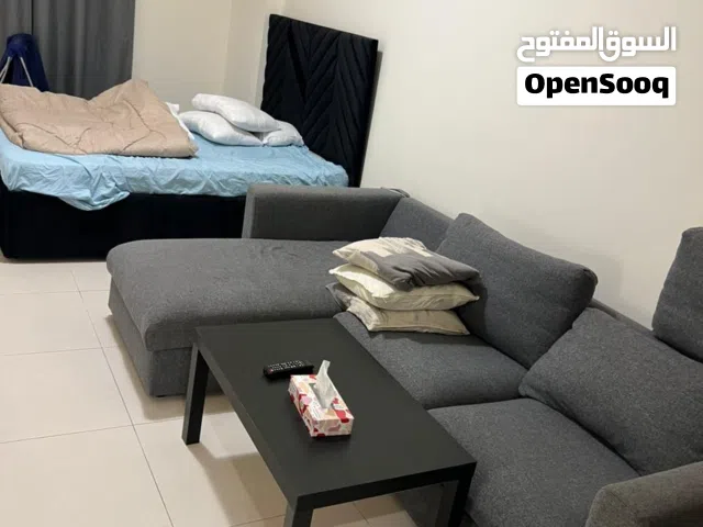 استديو مفروش في منطقة القصيص دبي شامل كل الفواتير