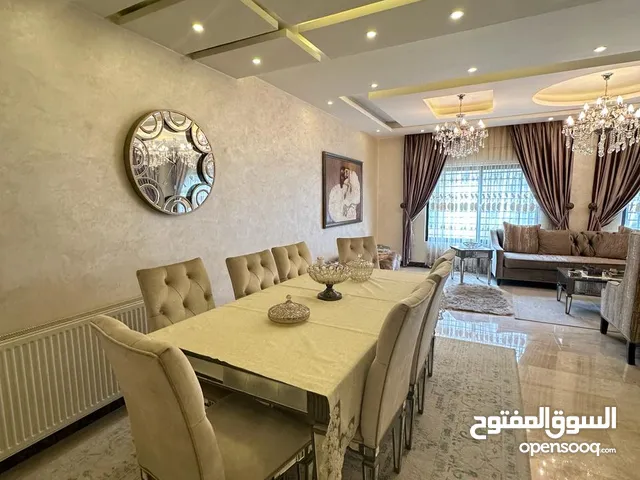 240m2 4 Bedrooms Apartments for Sale in Amman Al-Thuheir