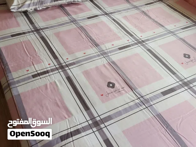 سرير مقاس كبير 200×200 مع المرتبة