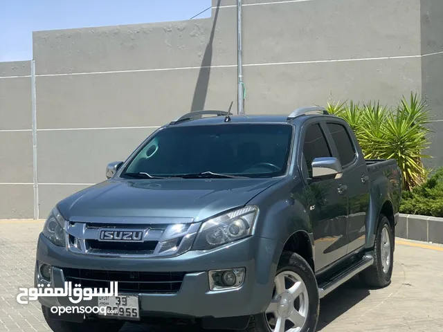 Isuzu D-Max 2014 in Al Karak