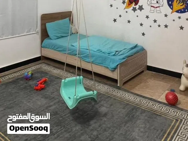 Single bed and mattressسرير مفرد وفراش