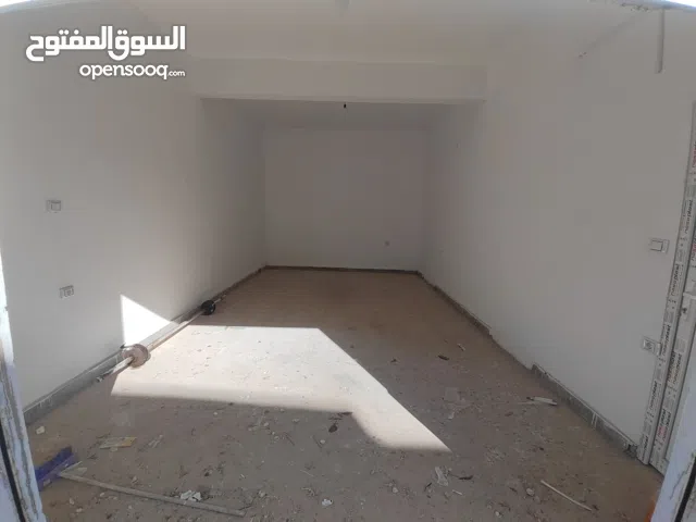 للإيجار محل تجاري محل للإيجار في منطقة الجهنات – شارع ابن غلبون  موقع ممتاز