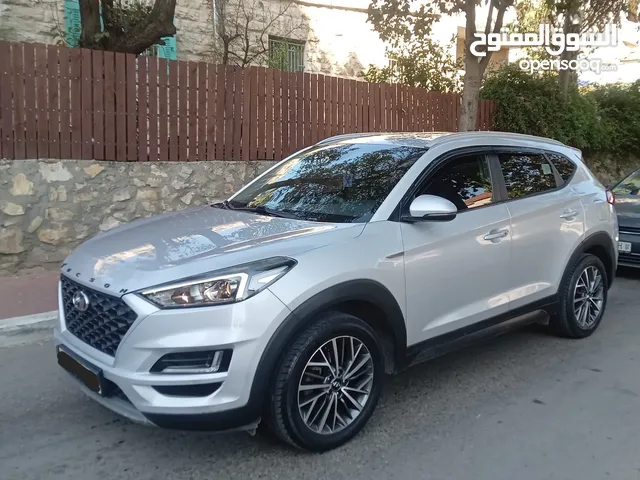 توسان فللللللل بدون. فتحه بصمه. 4/4 فحص نخب بسعرررررر حرق حرق