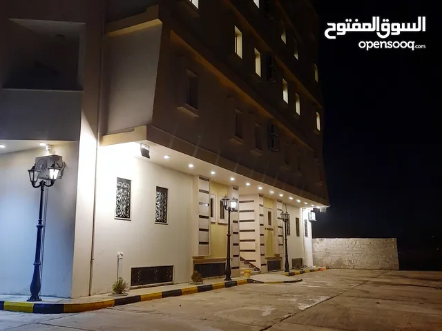 130 m2 3 Bedrooms Apartments for Rent in Tripoli Al-Serraj