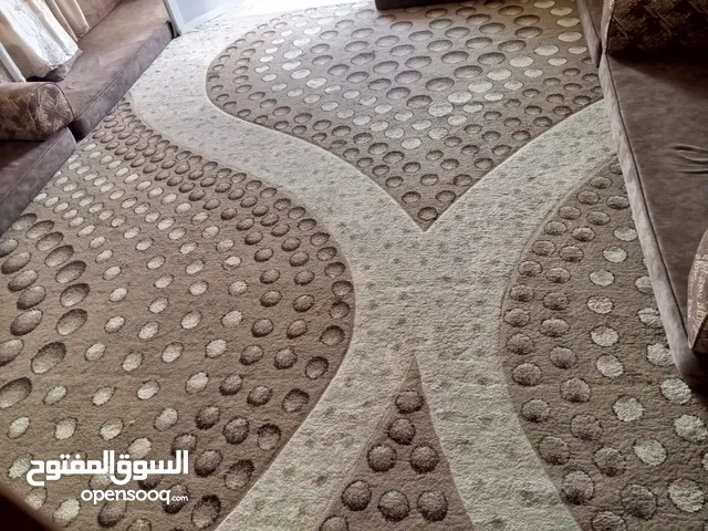 جلسة عربية مع سجادة للبيع