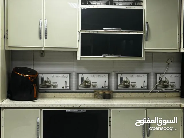 كاونتر 3 متر للبيع السعر:300 الف