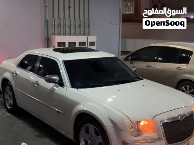 Used Chrysler 300 in Northern Governorate