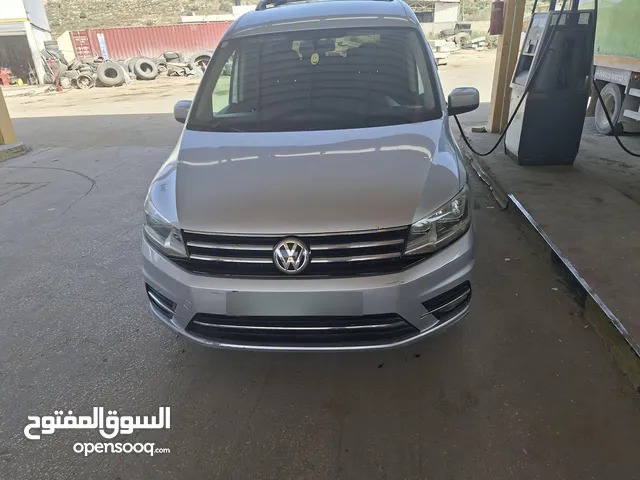 كادي 2016_اتومتيك _ماتور 2000ديزل ركاب 6+1اصل الالماني فحص نخب