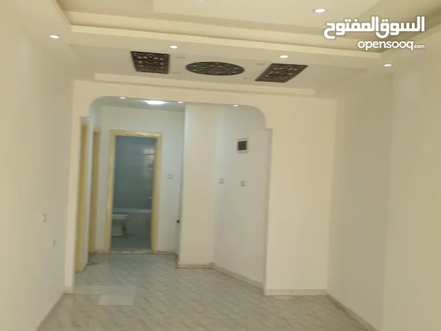 90 m2 2 Bedrooms Apartments for Rent in Zarqa Jabal Tareq