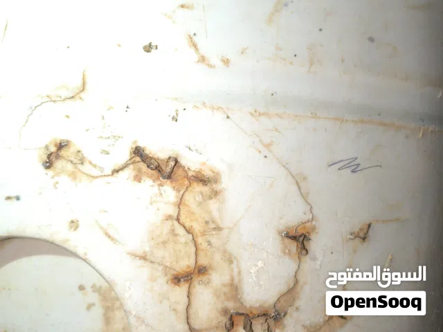 المعلم المميز لصيانة ولحام الخزانات البلاستيكيه بجميع احجامهاواشكالها وكيف ماتكون اكسارها