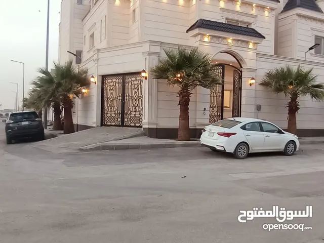 390m2 4 Bedrooms Villa for Sale in Al Riyadh Al Arid