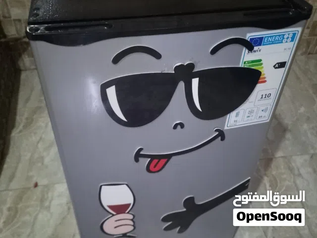 ثلاجه وفريزه صغيره شبه جديده مطلوب فيها 60