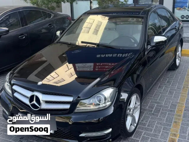 Used Mercedes Benz C-Class in Northern Governorate
