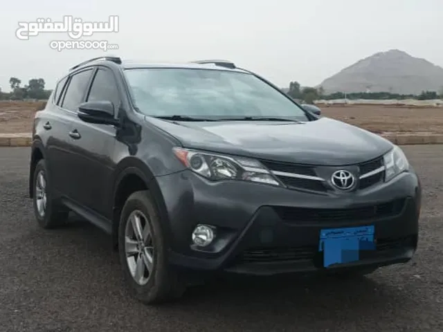 Used Toyota RAV 4 in Sana'a