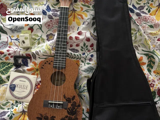 يوكيليلي مستعمل استعمال خفيف جدا بسعر لقطة مع كل اغراضه