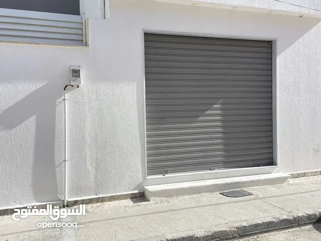 Semi Furnished Shops in Tripoli Al-Nofliyen