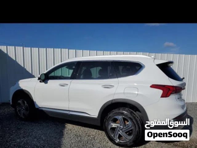 Used Hyundai Santa Fe in Basra