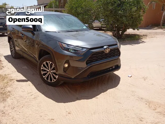 2024 Toyota RAV 4 LE