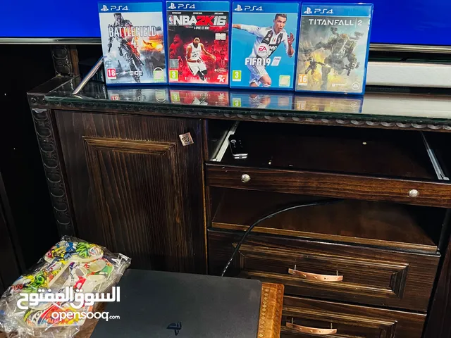 Playstation 4 Slim بلاستيشن 4 سلم