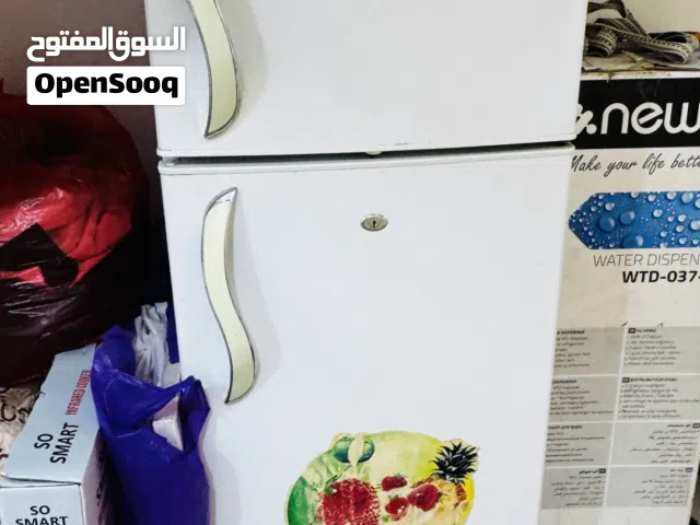 ثلاجة للبيع