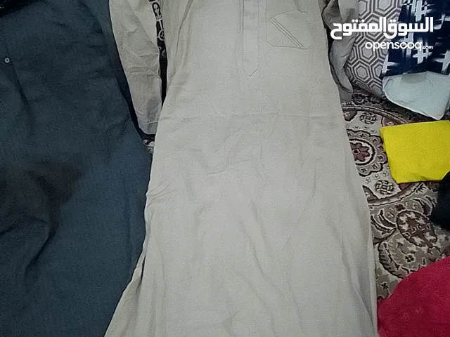 ملابس عرطه نظيفة جدآ