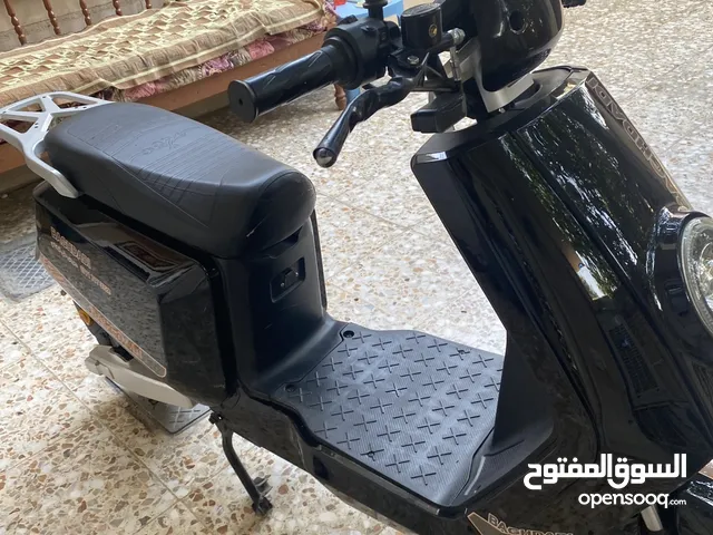 دراجة كهربائية للبيع