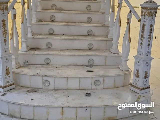 شركة الشمس لخدمات التنضيف وجلي ومعالجة الارضيات(الوصف مهم)