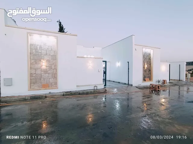137 m2 3 Bedrooms Townhouse for Sale in Tripoli Khallet Alforjan