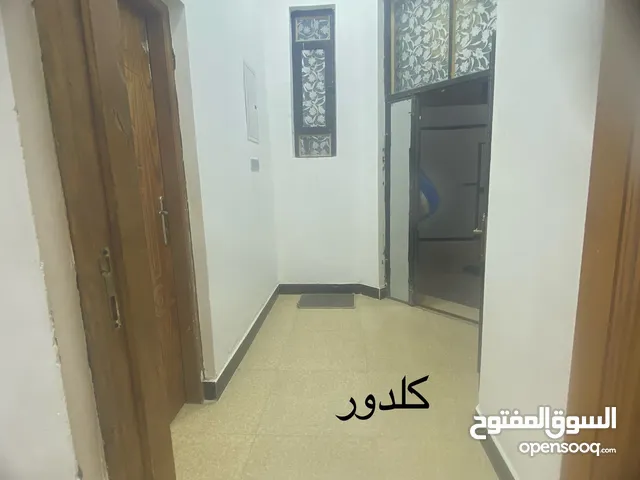 170 m2 4 Bedrooms Townhouse for Sale in Basra Tannumah