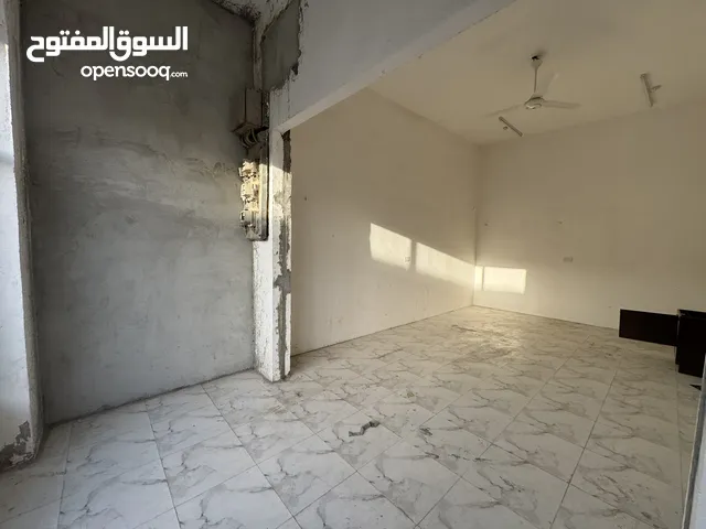 سوق فنجاء _ مقابل نادي فنجاء _ الكبره القديمة