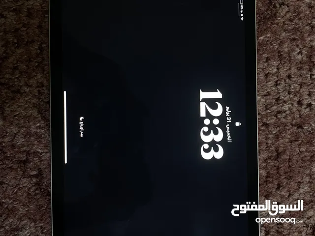 Apple iPad Air 5 64 GB in Sharjah