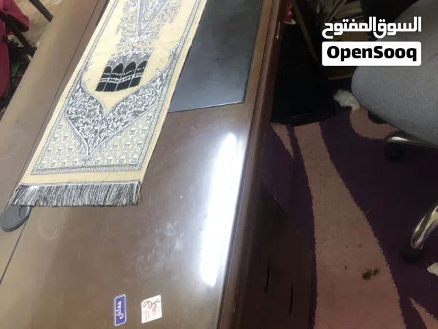 مكتب مستعمل بحال الجديد للبيع
