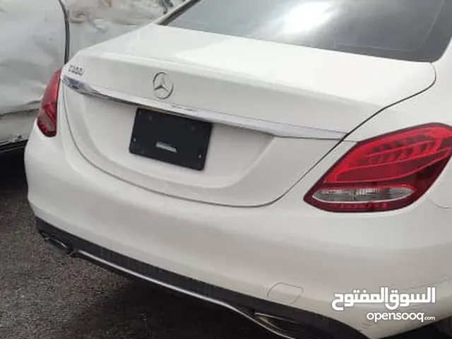 شفة مرسيدس c300 2017