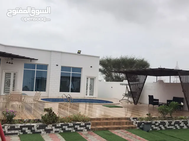 2 Bedrooms Chalet for Rent in Al Batinah Al Masnaah