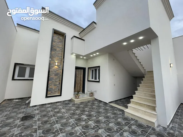 فيلا حديثة للايجار عين زارة الابيار للعرسان او عيلة صغيرة
