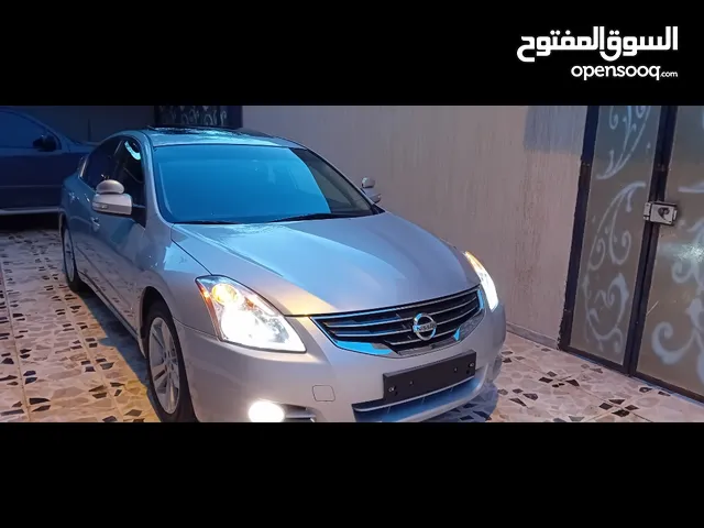 Used Nissan Altima in Tripoli