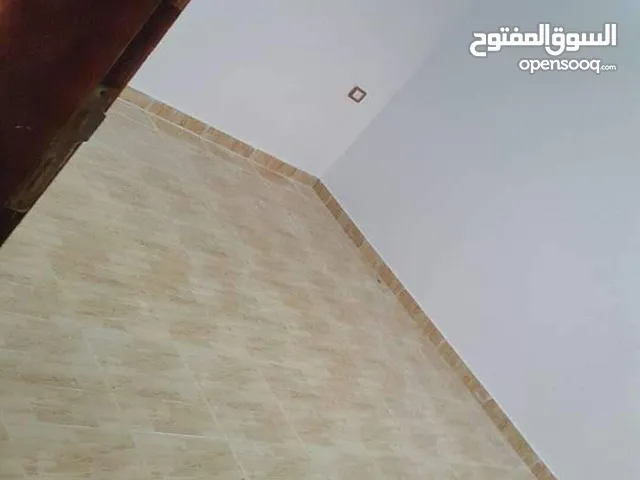 200 m2 2 Bedrooms Apartments for Rent in Tripoli Khalatat St