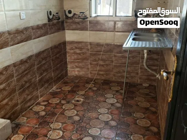 10 m2 4 Bedrooms Apartments for Rent in Sana'a Shamlan