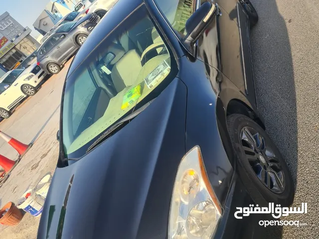 سيارة نيسان التيما 2010 للبيع