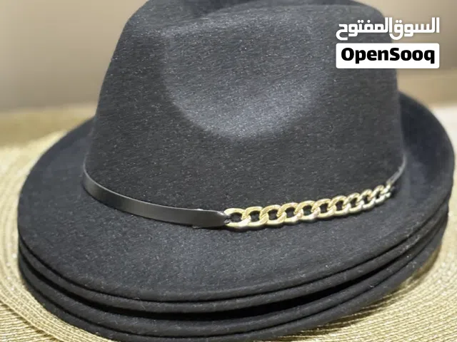 للبيع حذاء نسائي مع قبعة فيدورا