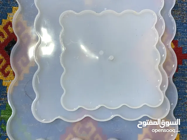 قوالب ريزن مستعملة وبيهم جديدة استعمال نضيف كلش واكو خدمه توصيل