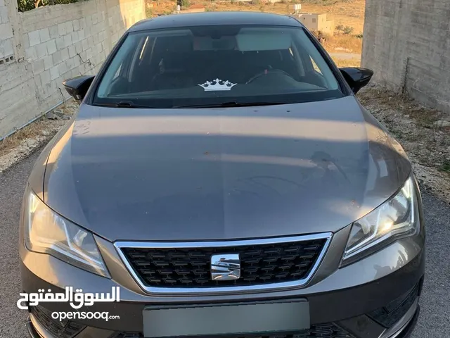 سيات ليون 2017 عداد 150000 سعر 65 الف كاش غير قابل للنقاش فحص نظيف دهانات تجميلية