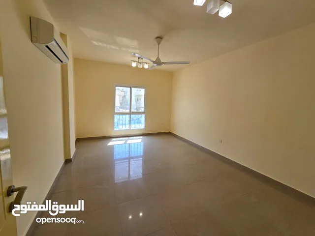 122m2 2 Bedrooms Apartments for Rent in Muscat Madinat As Sultan Qaboos