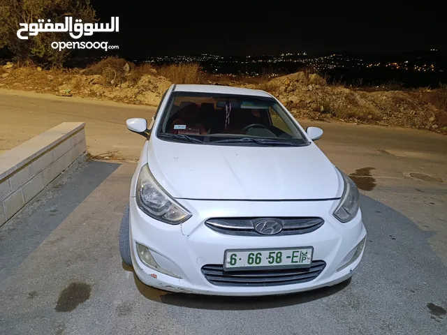 هيونداي اكسنت 2016