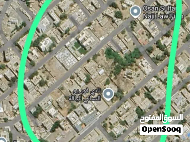 حي السفارات حوش للبيع