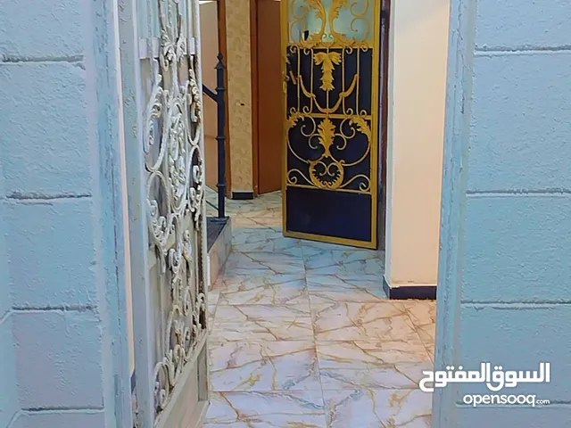 150 m2 4 Bedrooms Apartments for Rent in Basra Tahseneya